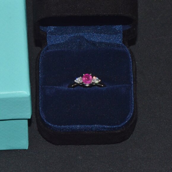 Authentic Tiffany & Co. Natural 1.15Cts Diamond Ruby Platinum Engagement Ring - Picture 2 of 12
